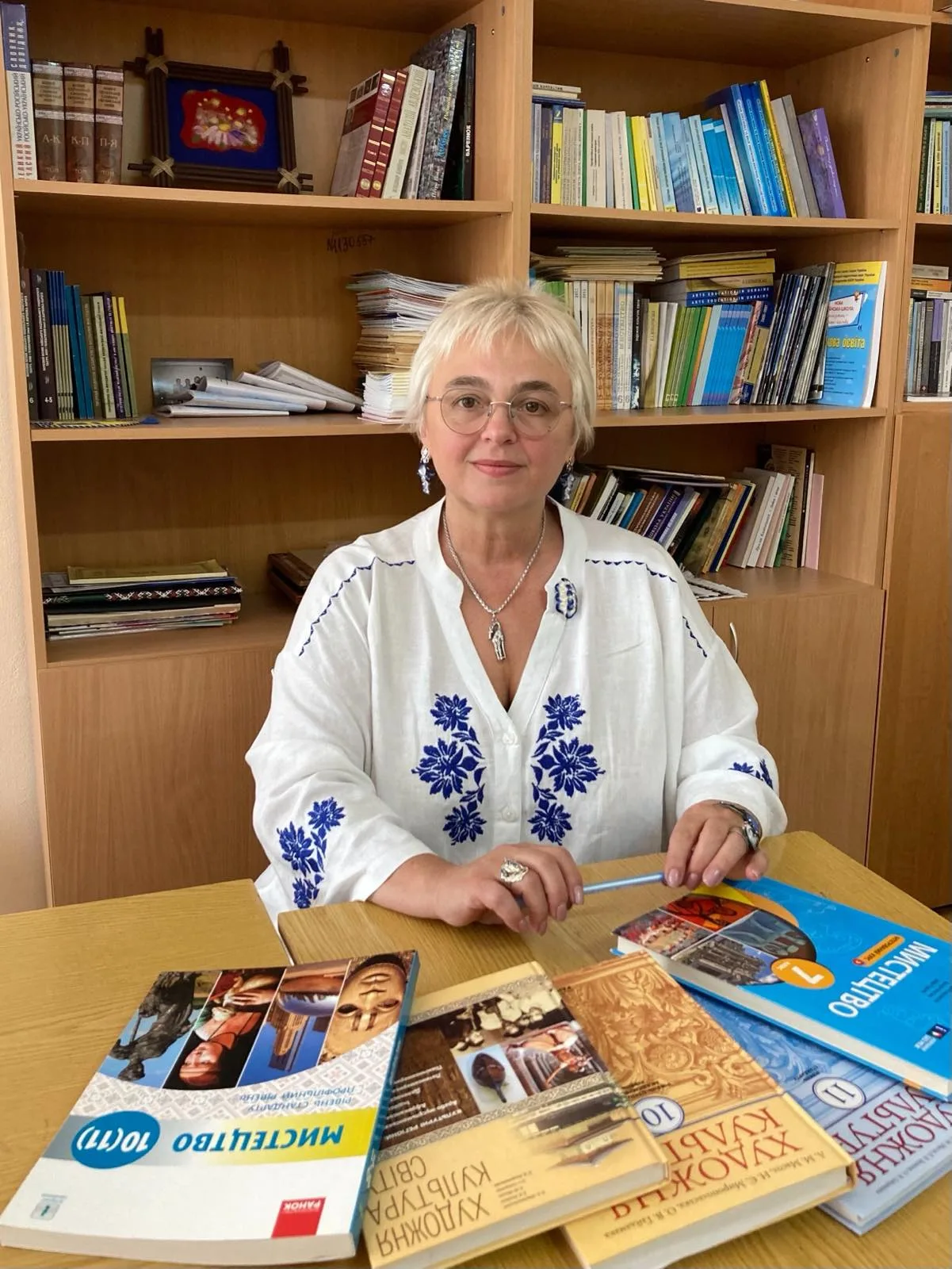 Оксана Комаровська