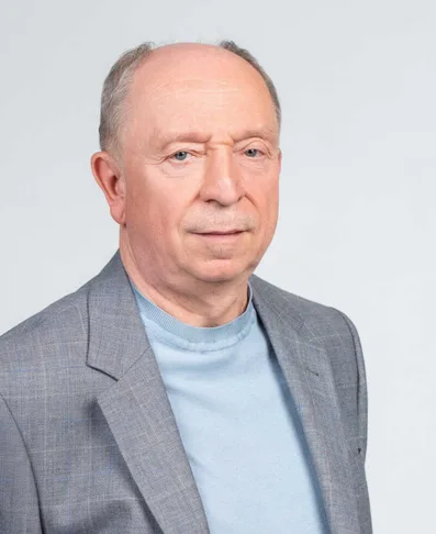 Станіслав Довгий